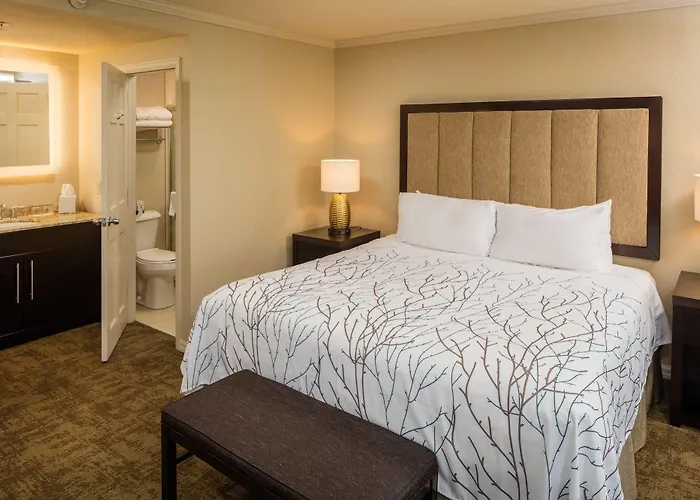Eagle Ridge And Resort