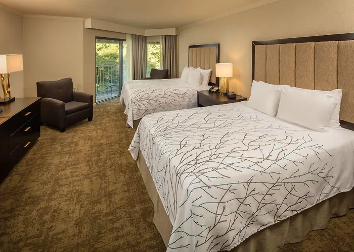 Eagle Ridge And 4*